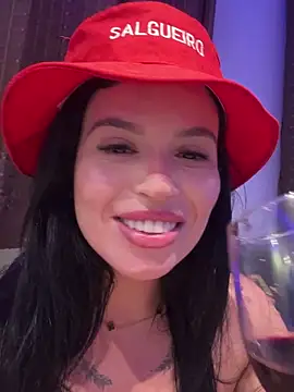 Rafaellaz live sex cam