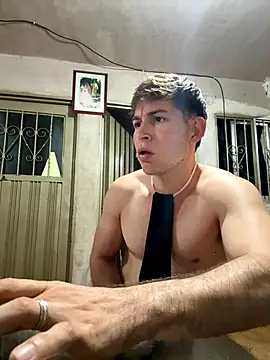 AlexanderBianchi2 live sex cam