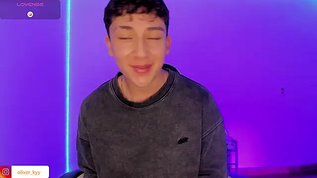 oliver_kyy live sex cam