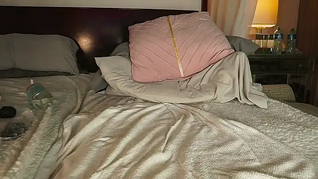 Katyerave live sex cam