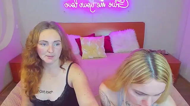MagicEyess live sex cam