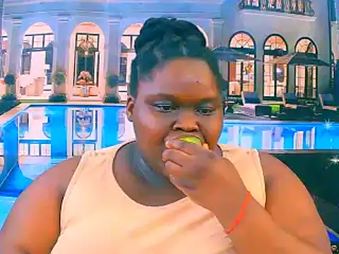 EbonyHotBuns live sex cam