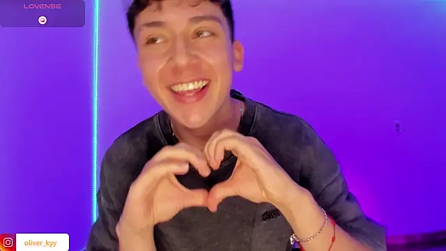 oliver_kyy live sex cam