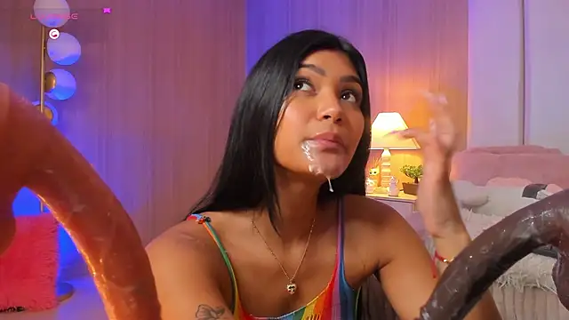 CaseyPiierce live sex cam