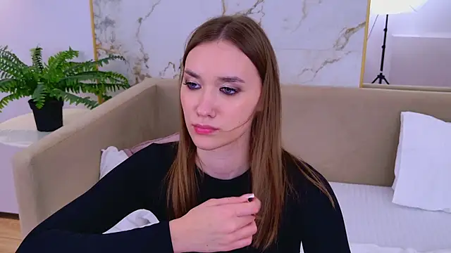 AmadaReine live sex cam