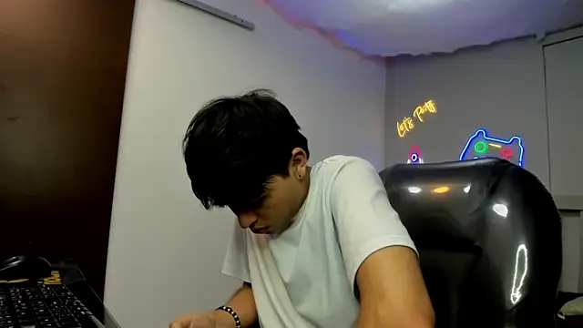 StiwenTwink live sex cam