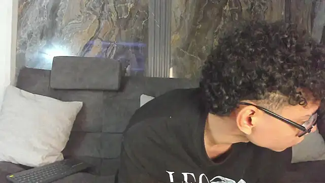 Daviid_laidd live sex cam