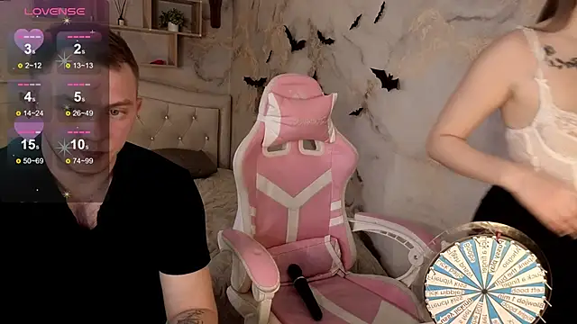 Crystal-Nuts live sex cam