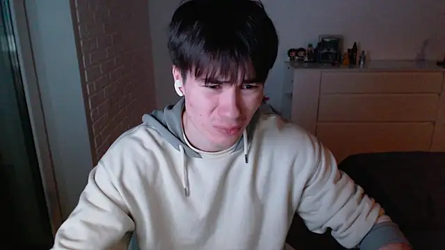 MarkusDean live sex cam