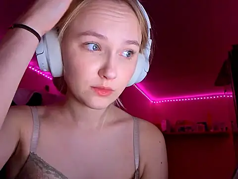 KarinRobertson live sex cam