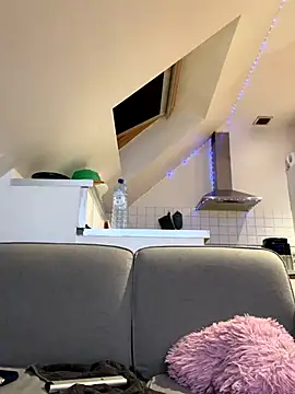 naomikandra live sex cam