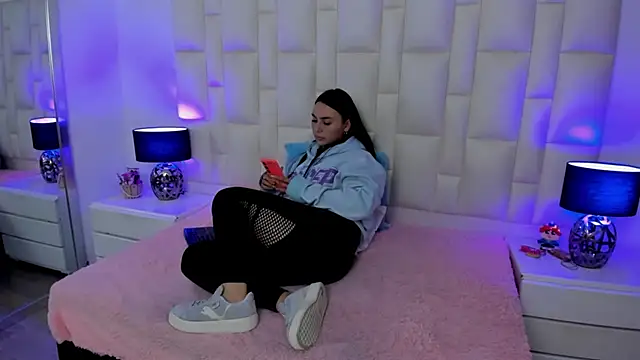 Ariana_rouse live sex cam