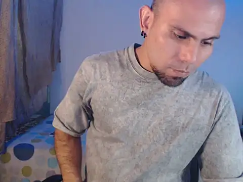 marek_secrett live sex cam