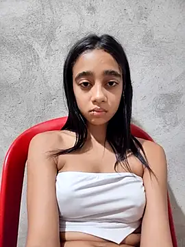 Zoe_Sweett18 live sex cam