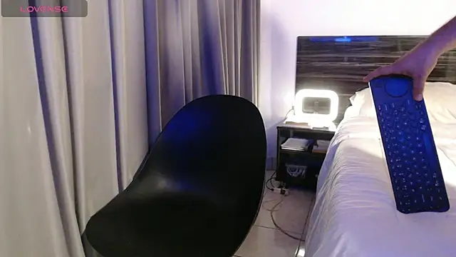 FaustoCock live sex cam