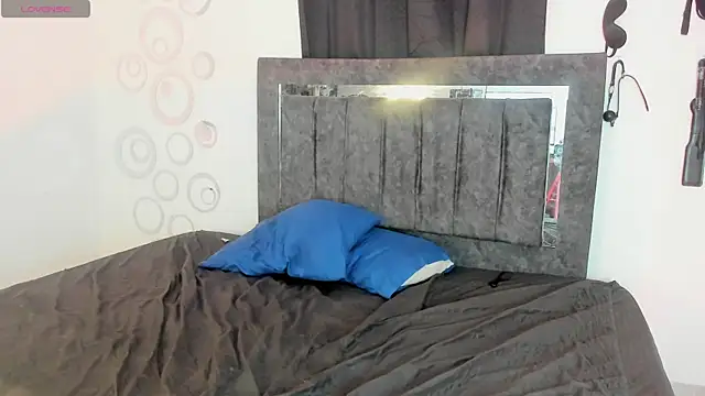 Harry_LatinBoy live sex cam