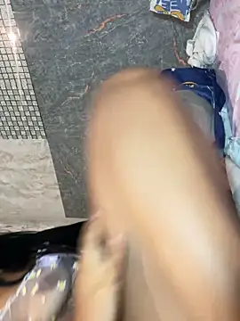 Messy-diana21 live sex cam