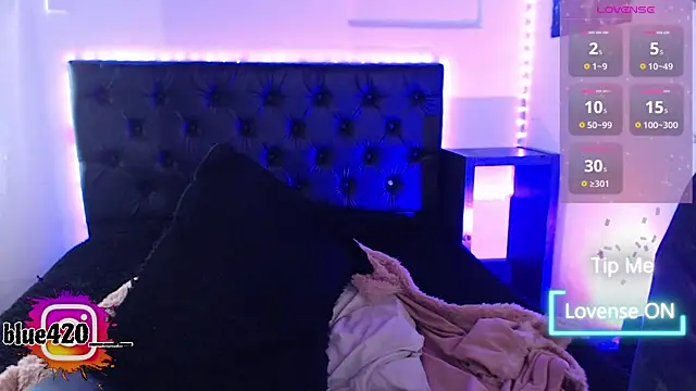 Skyler__blue4 live sex cam