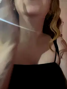 Cloew_Marz live sex cam