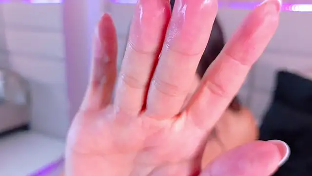 OlayaCooper live sex cam