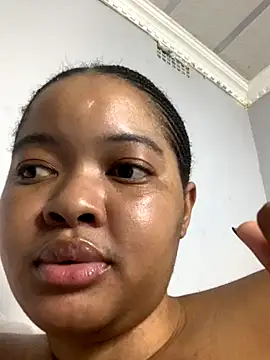 sexytinashe21 live sex cam