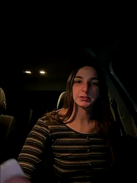 DoriDeluxe66 live sex cam