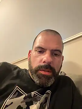 Dan8736 live sex cam