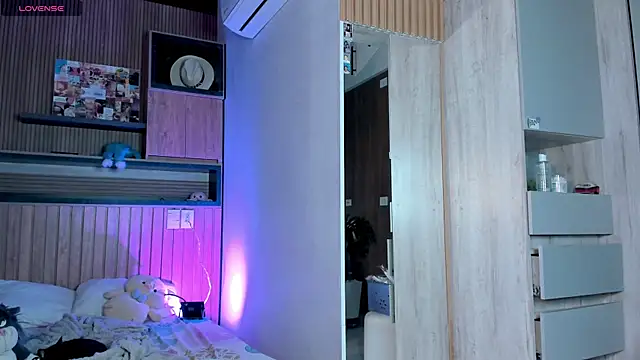 alessandroo013 live sex cam