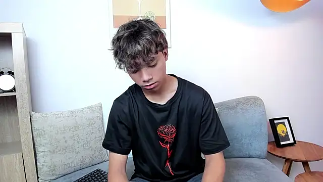 Honeymoon_sariel live sex cam