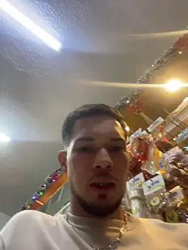 Leonardmoppet live sex cam