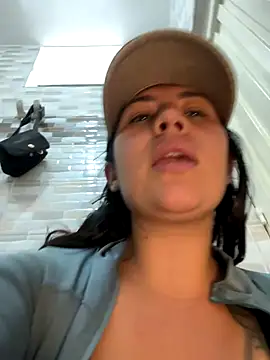 kim_monti live sex cam