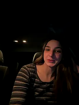 DoriDeluxe66 live sex cam