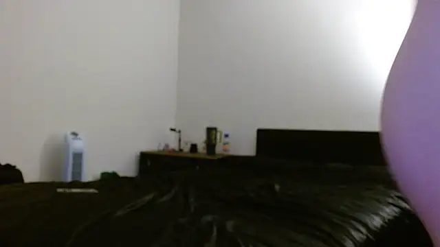 PhoenixTears93 live sex cam