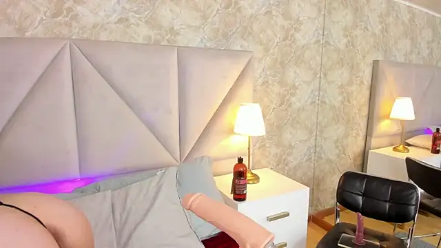 Viiolet_Stone live sex cam