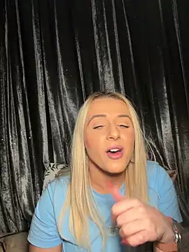 Strongqueen live sex cam