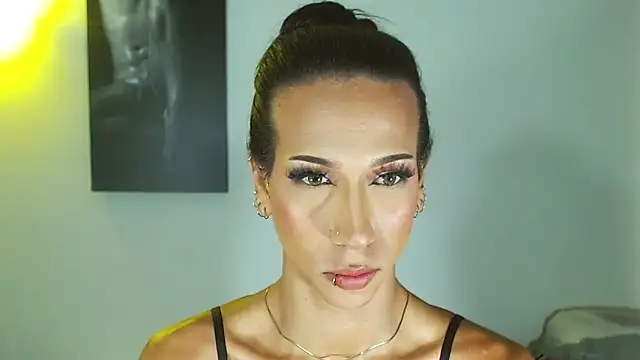 Kenisha_Sweet live sex cam