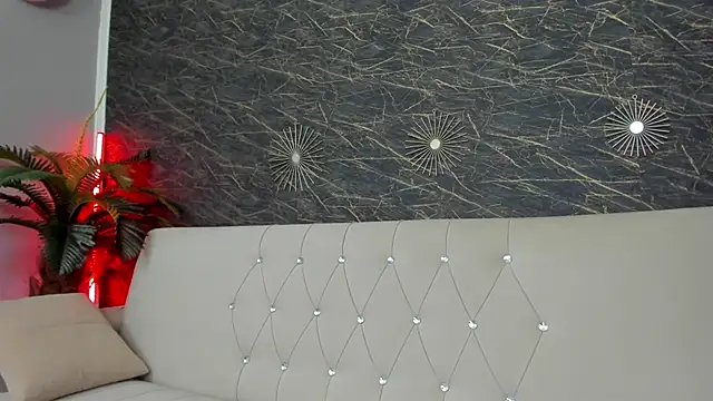 Maya_Lisa live sex cam