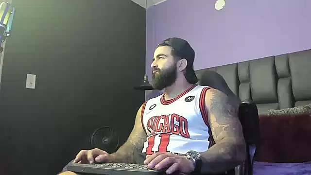 Lyon_vach live sex cam