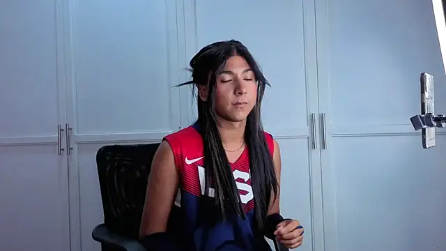 Hopemoretti live sex cam