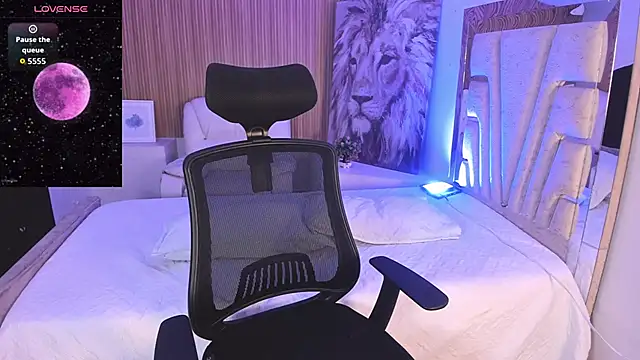 VictoriaMonroee_ live sex cam