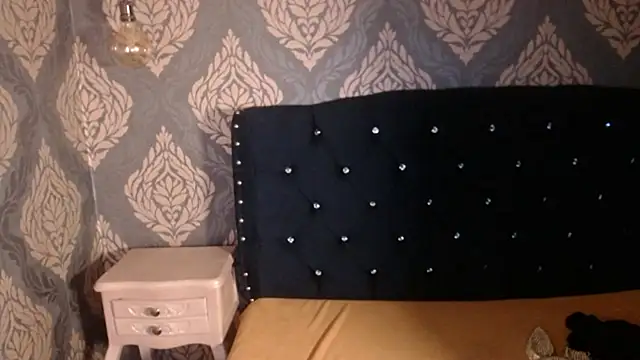 Sofiacowperx live sex cam