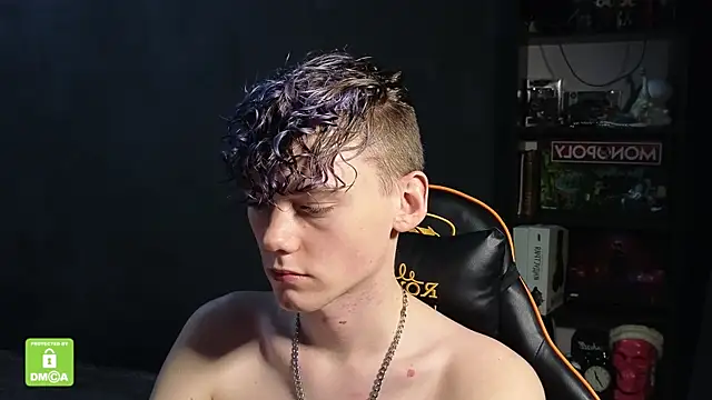 Keytaro live sex cam