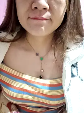 Lily-ross22 live sex cam