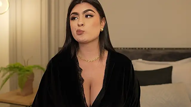 IrisBaker live sex cam