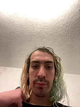 tallnerdyguy live sex cam