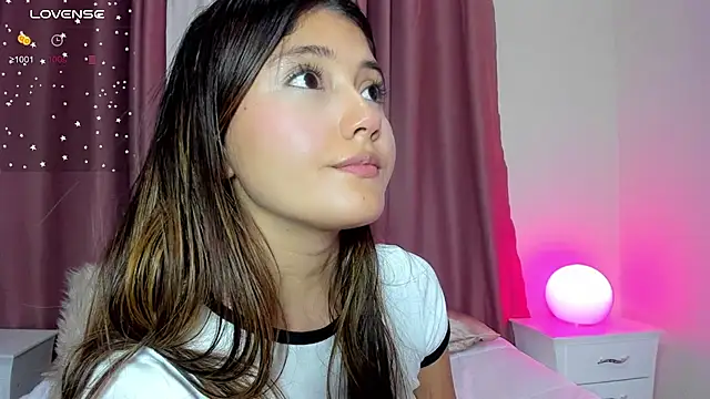 amy_innocent_1 live sex cam