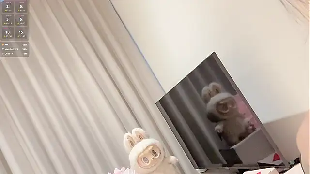 Nebula-qiu live sex cam