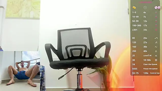 Alexxx_feethis live sex cam