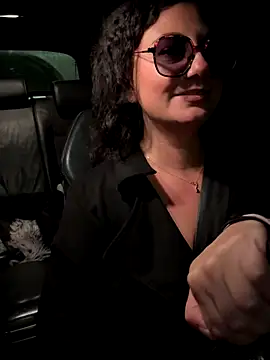 LoveSperm75 live sex cam