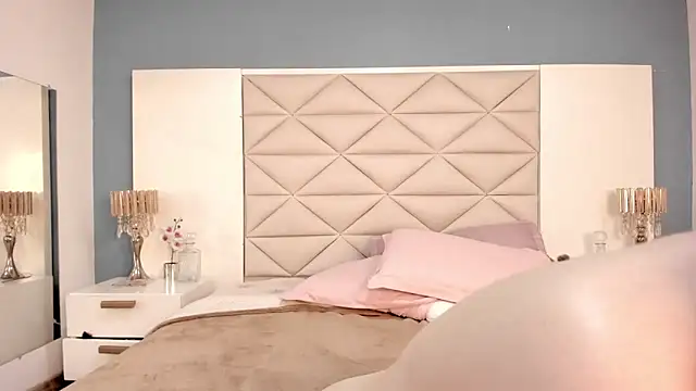 Twwiiggy live sex cam